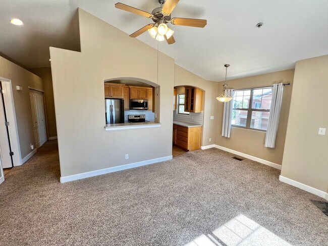Building Photo - 4101 Crittenton Ln