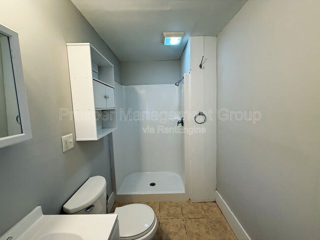 Building Photo - 35 Hanover St