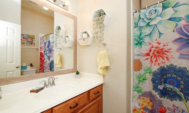 Building Photo - 8206 Sierra Dawn Dr