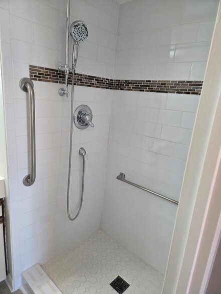 Master bath - 7801 W 35th Ave