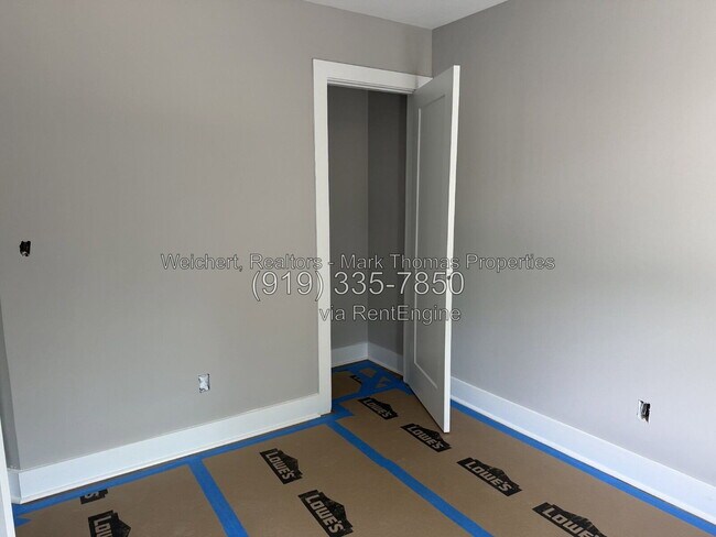 Building Photo - 1203 Fern St