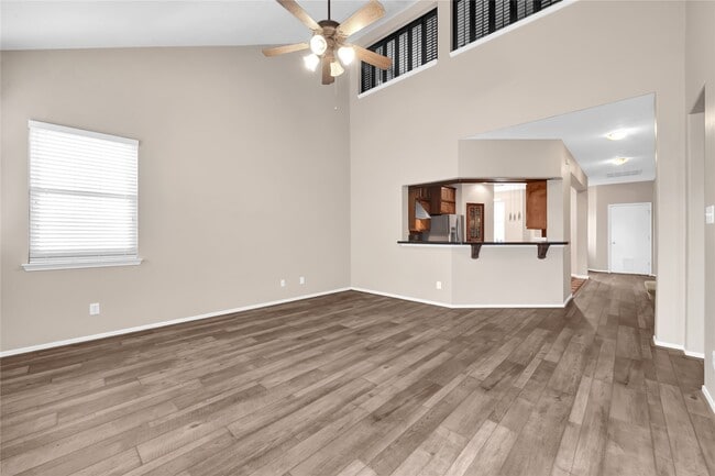 Building Photo - 4406 Park Trail Ln