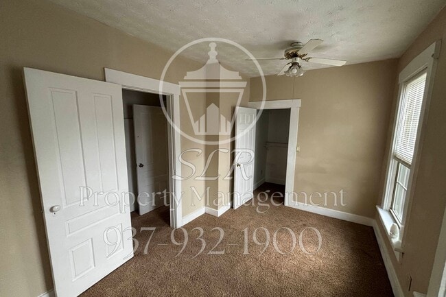 Building Photo - 227 James St