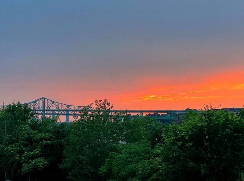 Building Photo - 191 Condor St