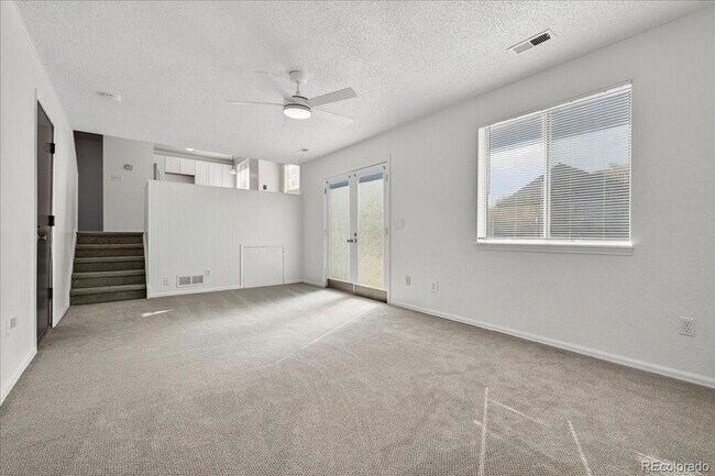 Building Photo - 306 Mulberry Cir