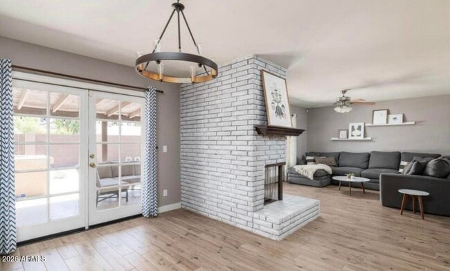 Building Photo - 225 E Minton Dr