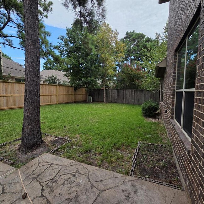 Building Photo - 26101 Brickhill Dr