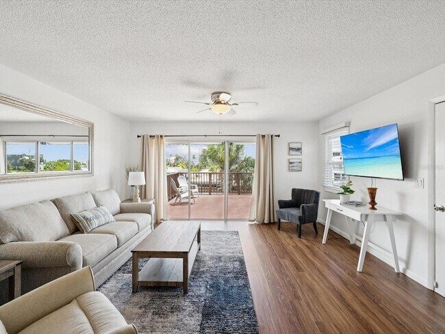 Building Photo - 3272 Minnow Creek Dr