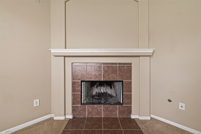 Building Photo - 26339 Richwood Oaks Dr