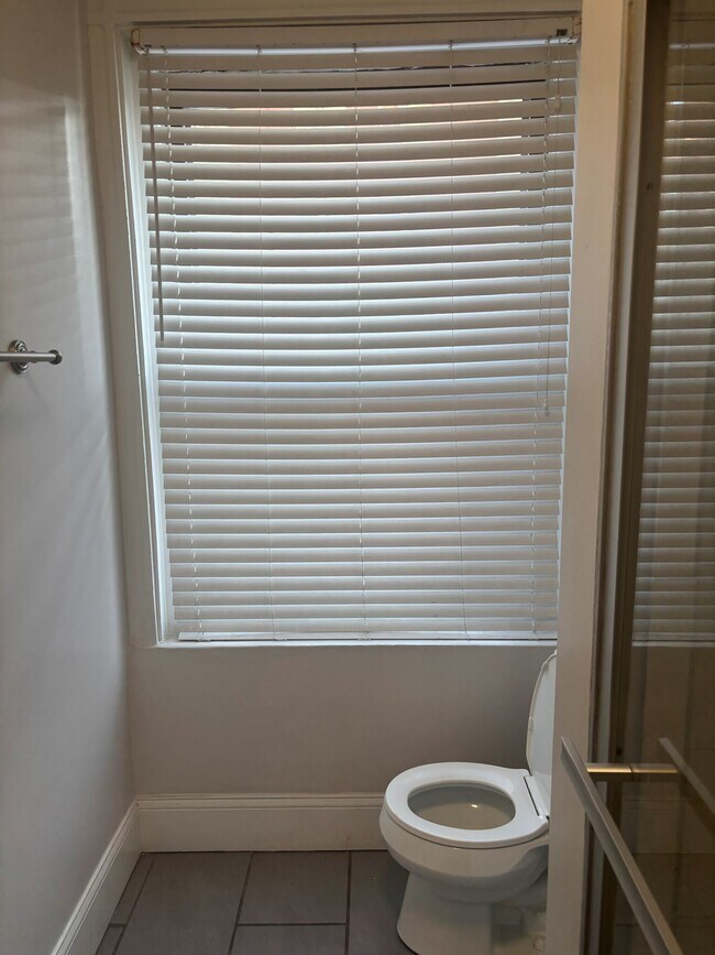 Building Photo - 91 Westland Ave