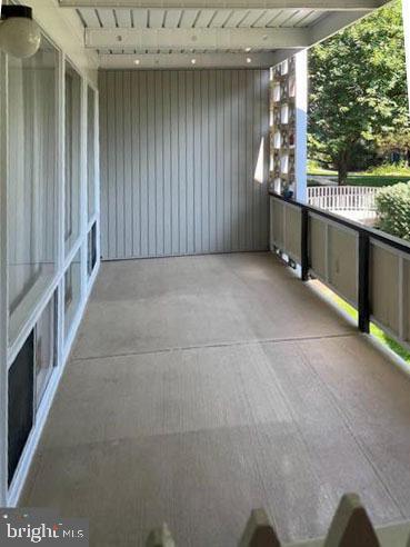 Building Photo - 7513 Spring Lake Dr