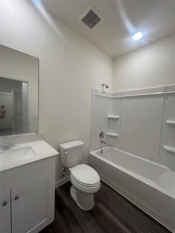 Building Photo - 107 Bridgeview Dr