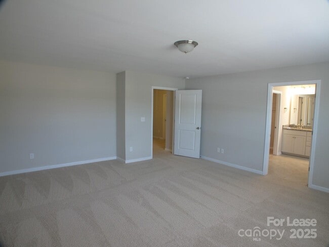 Building Photo - 1413 Bramblewood Dr