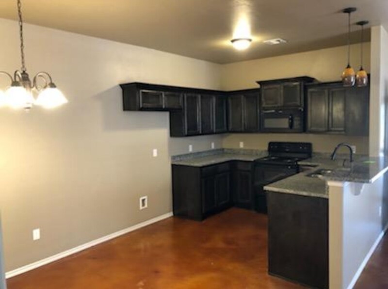 Building Photo - 1824 Post Oak Rd