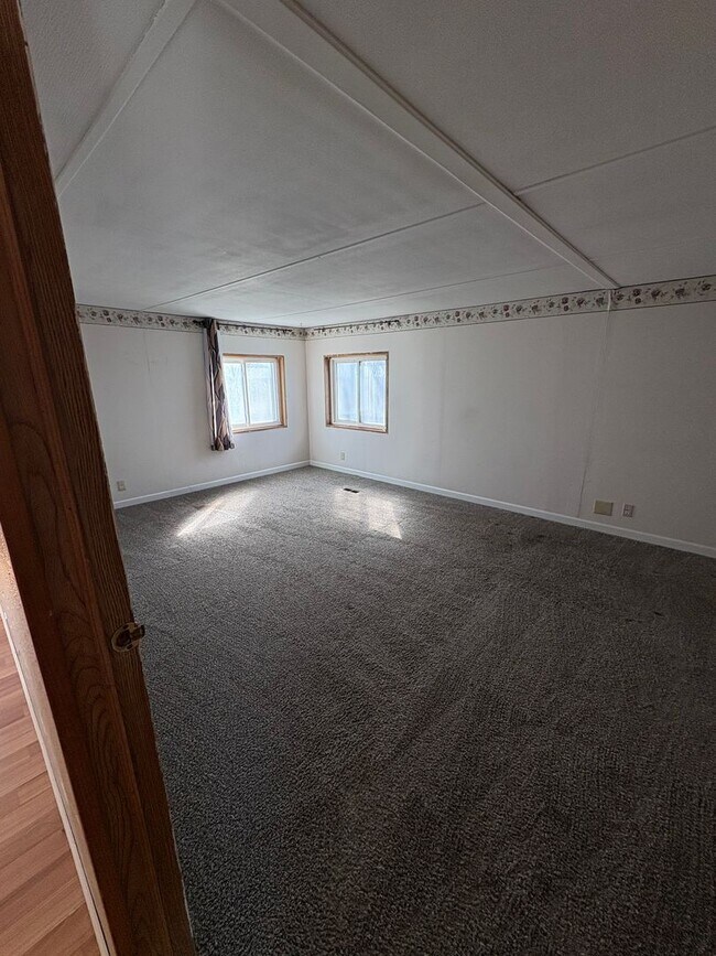 Building Photo - 3 bed 2 bath Home for Rent in Ephrata