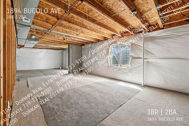 Building Photo - 1894 Bucolo Ave