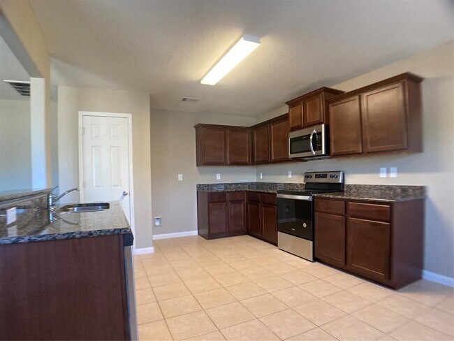 Building Photo - 24311 Sandhill Trails Ct