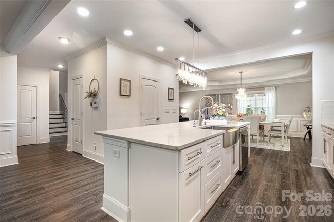 Building Photo - 8418 Knollwood Cir