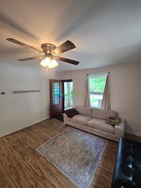 Building Photo - Verona single family home for rent
