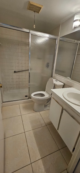 Building Photo - 3670 Alder Dr