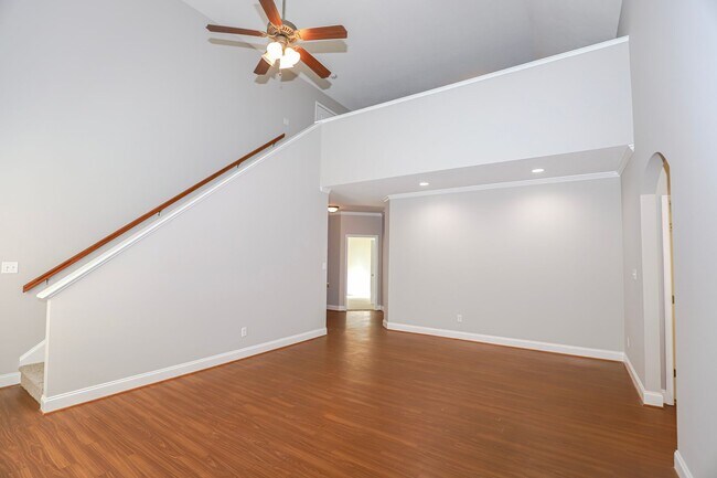 Building Photo - 4453 Galway Dr