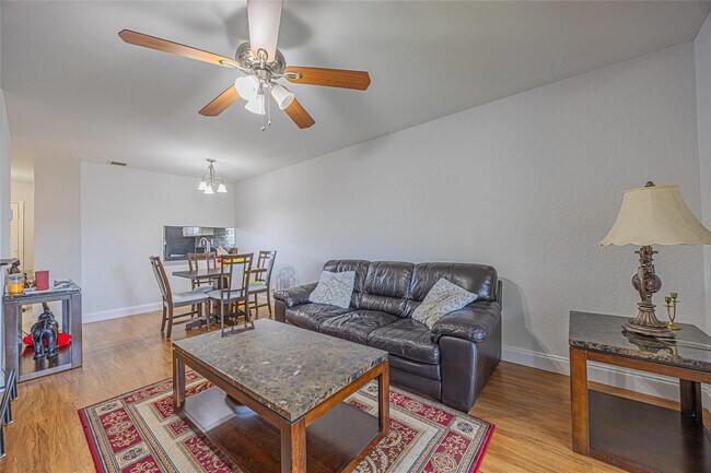 Building Photo - 9541 SW 1st Ct