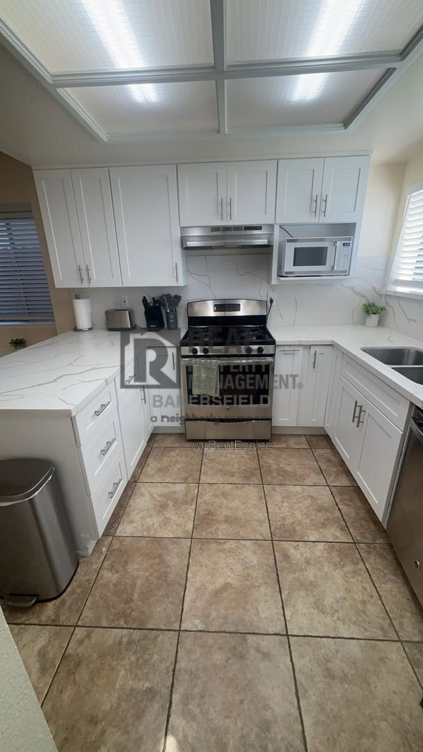 Building Photo - 4213 Southern Breeze Dr