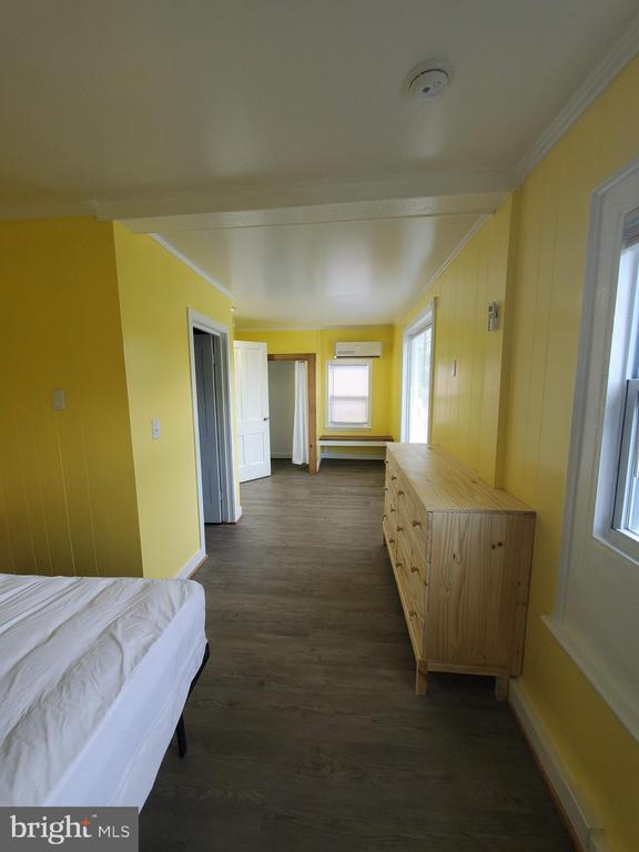 Building Photo - 448 Ridgeview Rd