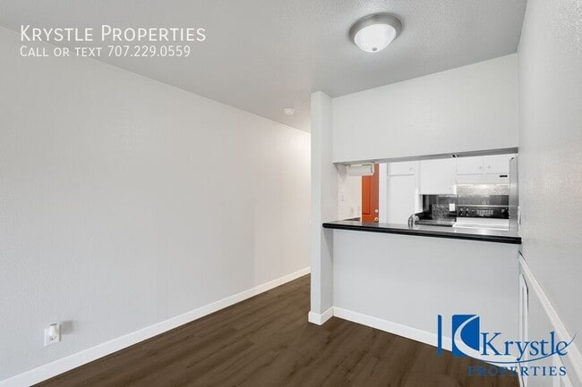 Building Photo - 1459 N Camino Alto