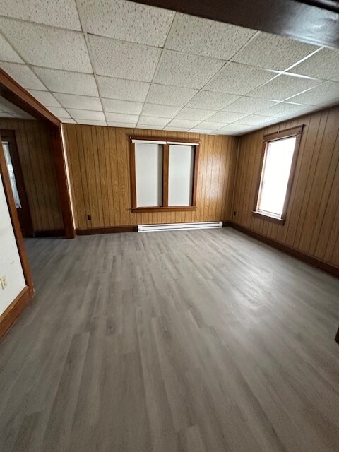 Building Photo - 302 N Queen St
