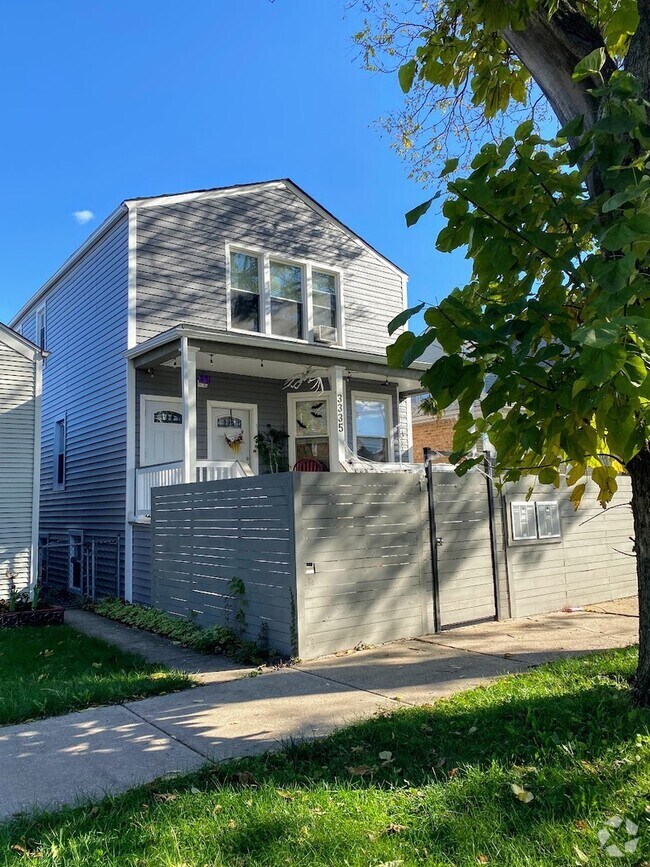 Building Photo - 3335 N Kenneth Ave