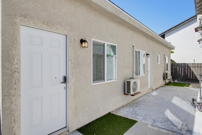 Building Photo - 7997 Montara Ave