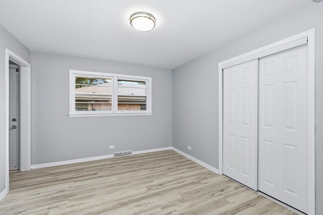 Building Photo - 14714 Ellis Ave