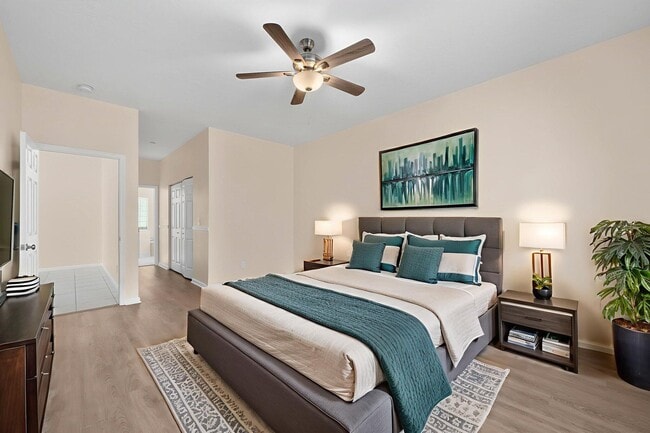 Building Photo - 6980 SE Twin Oaks Cir