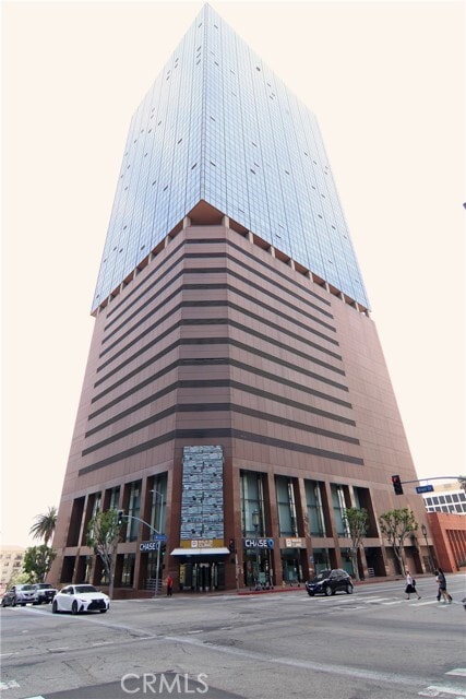 Building Photo - 1100 Wilshire Blvd