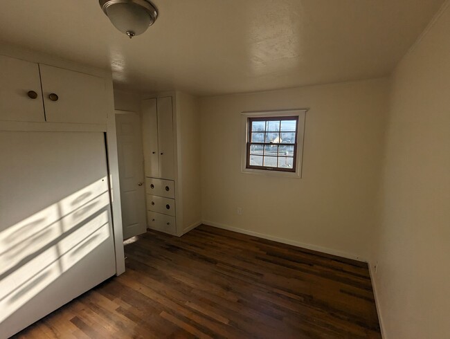 Building Photo - Two Bedroom House in Central Missoula with...