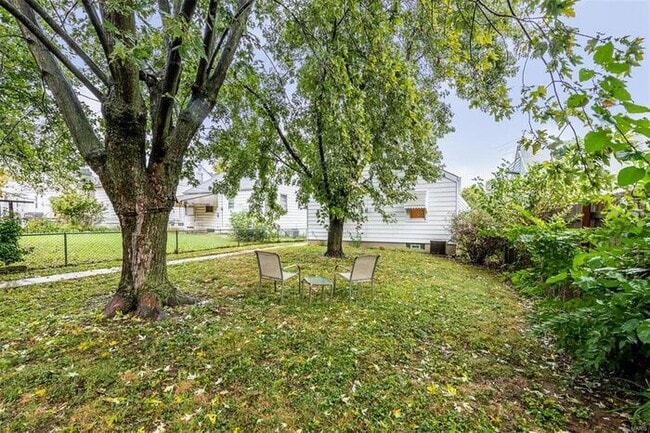 Building Photo - Fantastic 2bd/1ba home! Coming soon!