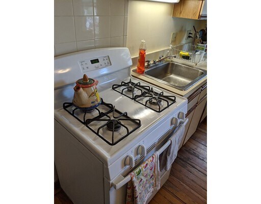 Building Photo - 48 Litchfield St