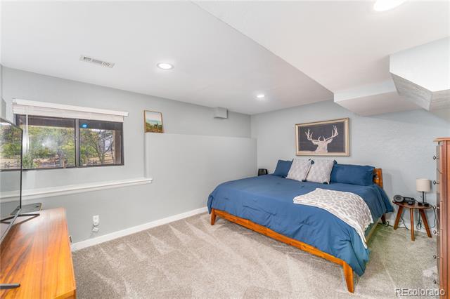 Building Photo - 440 Picasso Ct