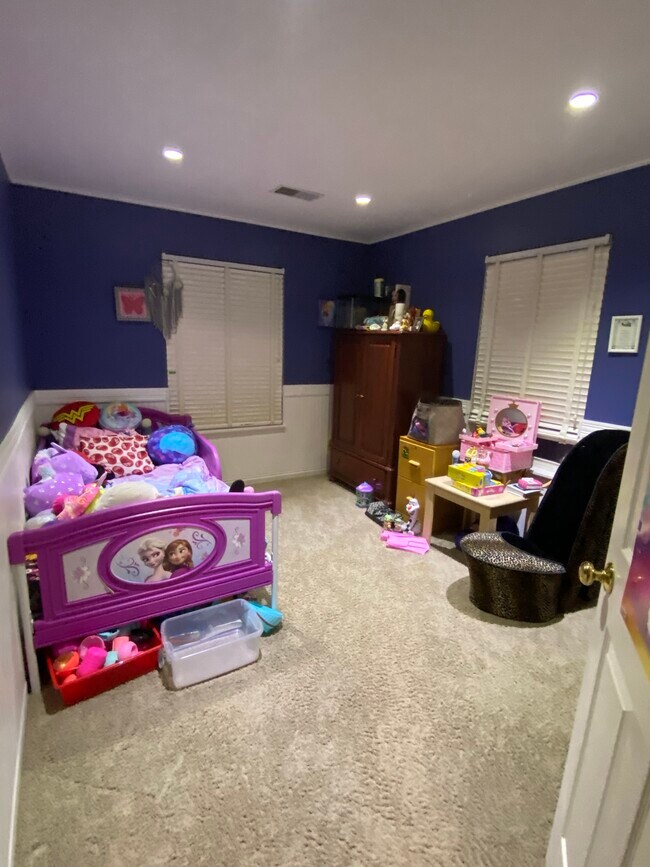 Building Photo - 4349 Shooting Star Dr