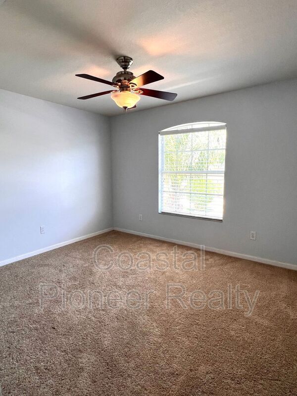 Building Photo - 11404 Misty Isle Ln