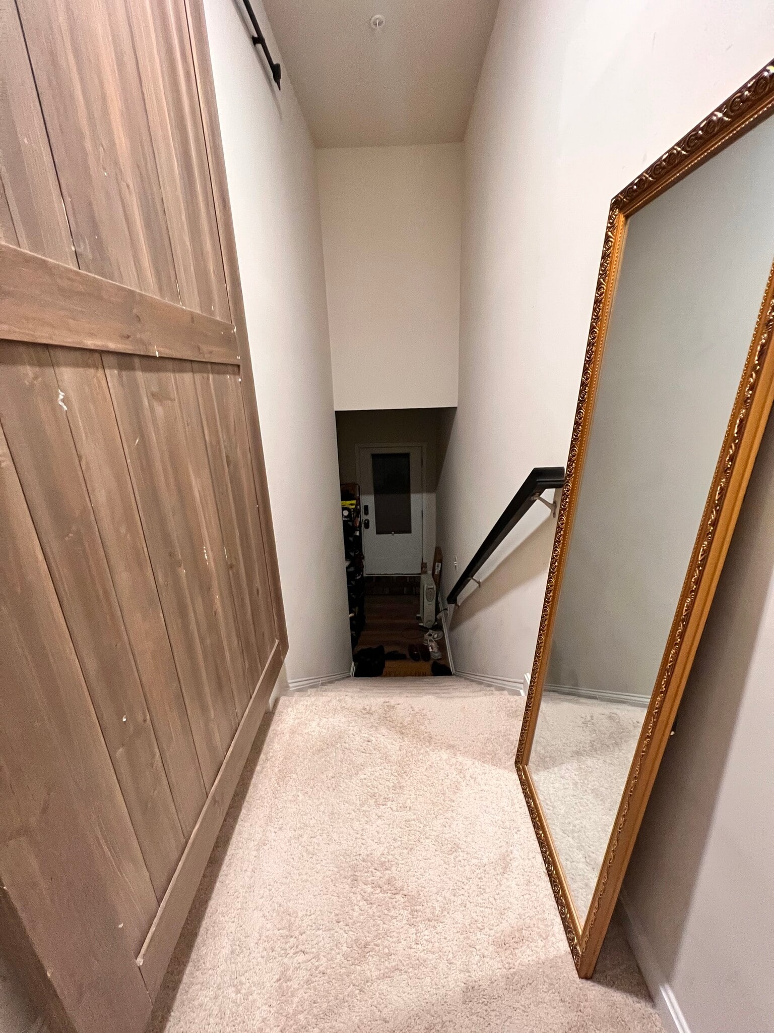 Building Photo - 2067 Hinshaw Dr