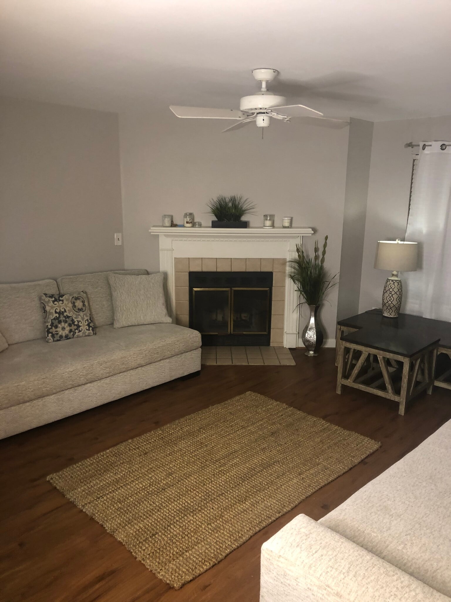 Building Photo - 414 Delaware Ave