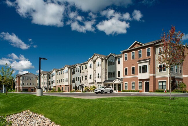 Building Photo - Unit I- Luxury 2 Bedroom 2 Bathroom with Juliet Balcony (55+)