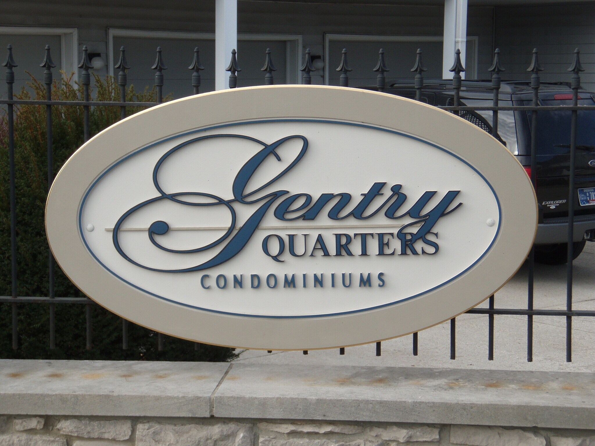 Entry Logo - 1374 S College Mall Rd