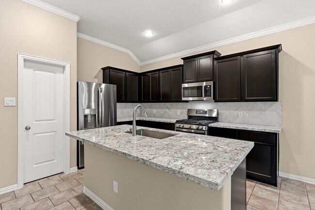 Building Photo - 34 Sawbridge Cir