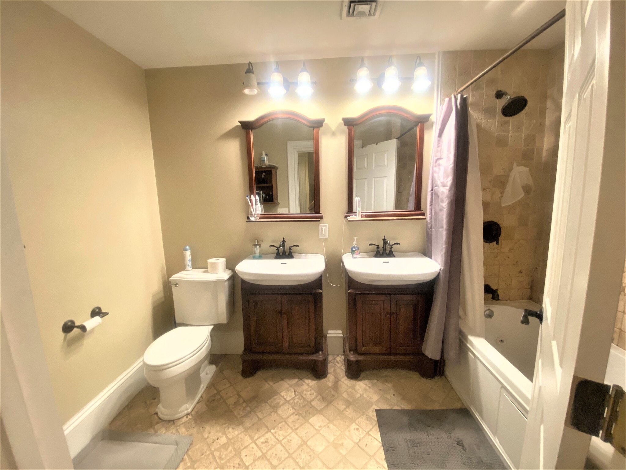 Building Photo - 21 Worthington St