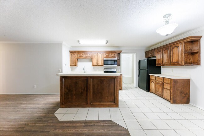 Building Photo - 3102 109th St