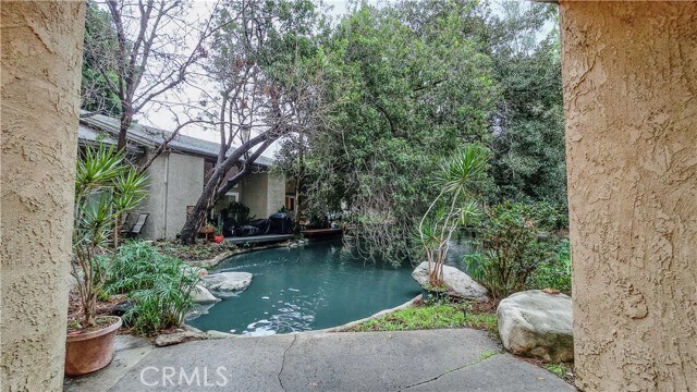 Building Photo - 4900 E Chapman Ave