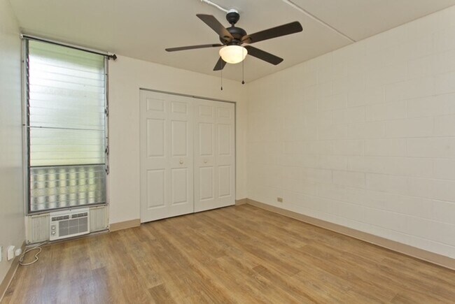 Building Photo - 2br/1ba/1pkg Apartment in Hokuahi Apartmen...